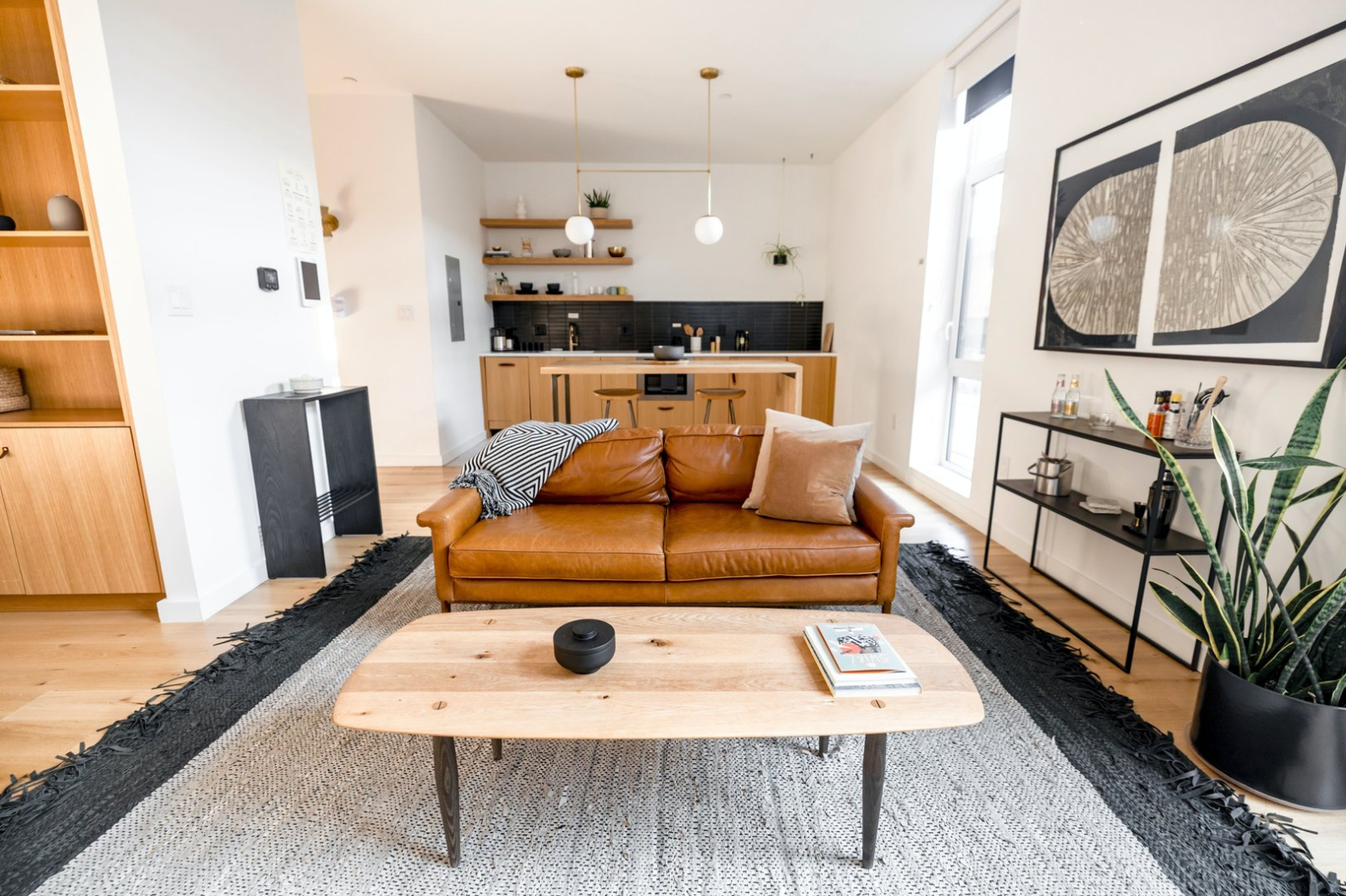Airbnb Hidden Electricity Fees: A Digital Nomad Guide