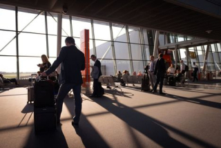 Airport Luggage Storage: Store or Carry Your Bags?