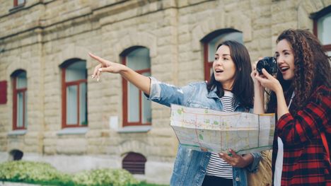 How to Split Travel Expenses With Friends Fairly