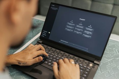 Few-Shot Prompting Examples: The Diversity-First Approach That Actually Works